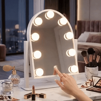 Turn the mirror on